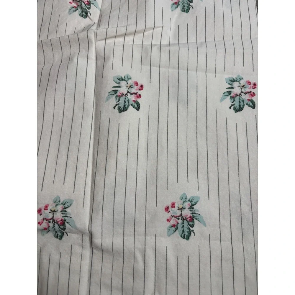 The Unbranded Brand vintage style